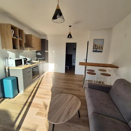 Sanadream - Location D'appartements - Portissol 아파트 사나리쉬르메르