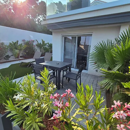 Sanadream - Location D'appartements - Portissol 아파트